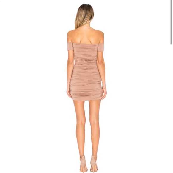 Superdown Elora Ruched Off The Shoulder Dress Taupe Women's Size Small - Picture 2 of 7